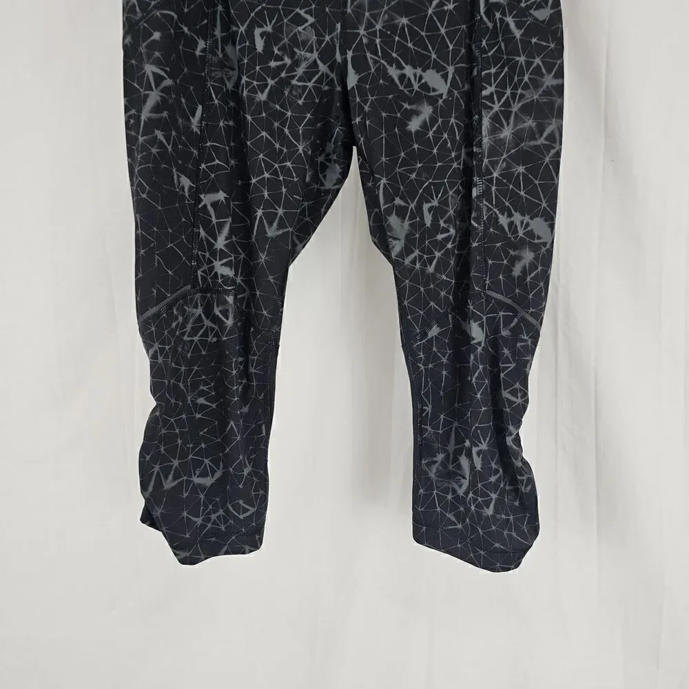 Lululemon Stash It Crop *Full-On LuxtremeStar Crushed Coal Black Size 8